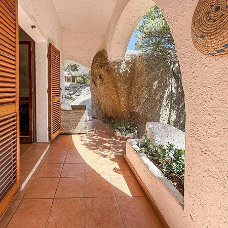 Villa John C